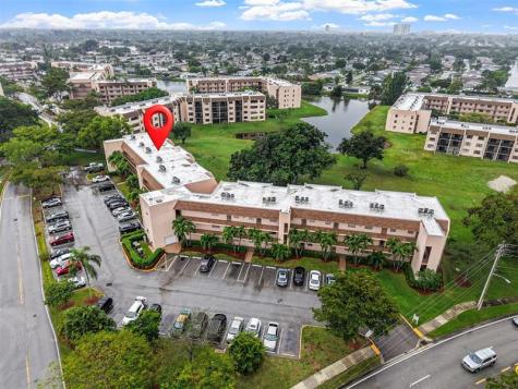 10402 Sunrise Lakes Boulevard Sunrise FL 33322