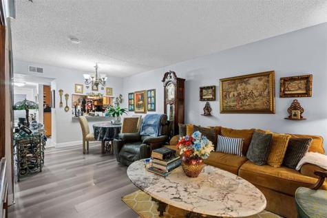 10402 Sunrise Lakes Boulevard Sunrise FL 33322
