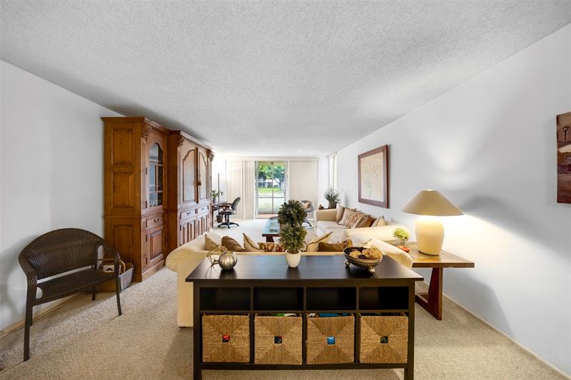 4221 W Palm Aire Drive Pompano Beach FL 33069