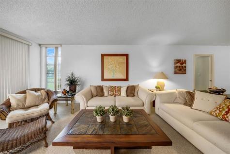 4221 W Palm Aire Drive Pompano Beach FL 33069