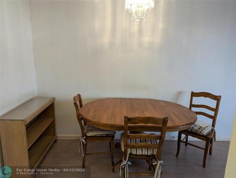 190 Oakridge M Deerfield Beach FL 33442