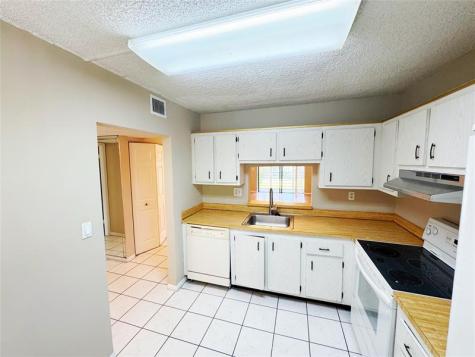 1820 SW 81st Avenue North Lauderdale FL 33068