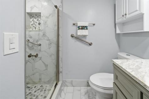 820 Flanders R Delray Beach FL 33484
