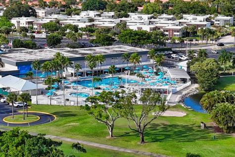820 Flanders R Delray Beach FL 33484
