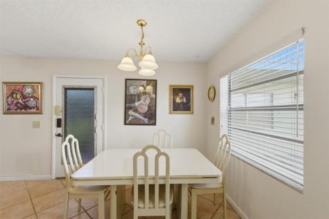 820 Flanders R Delray Beach FL 33484
