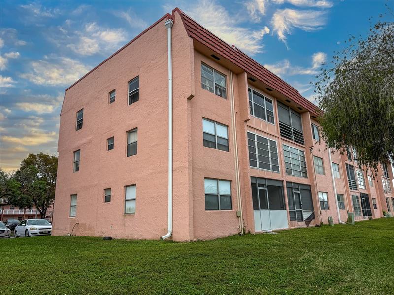 9460 Sunrise Lake Boulevard Sunrise FL 33322