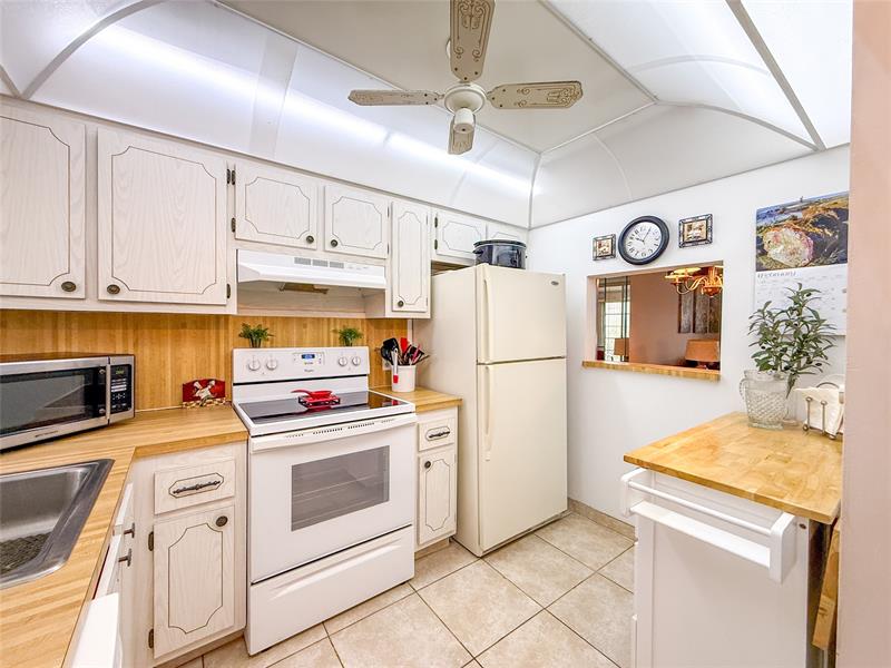 9460 Sunrise Lake Boulevard Sunrise FL 33322