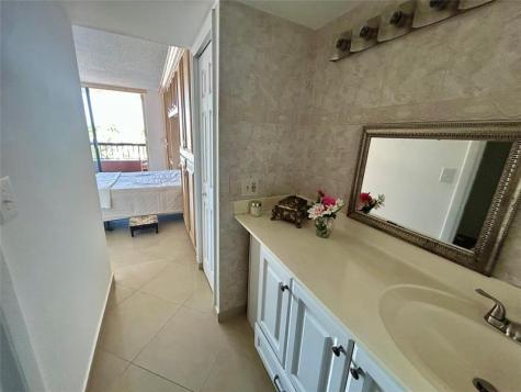 7040 Coral Way Miami FL 33155