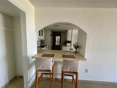 7040 Coral Way Miami FL 33155
