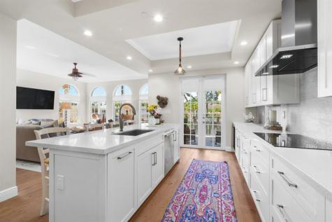 237 Garden Court Lauderdale By The Sea FL 33308