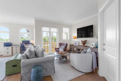 237 Garden Court Lauderdale By The Sea FL 33308