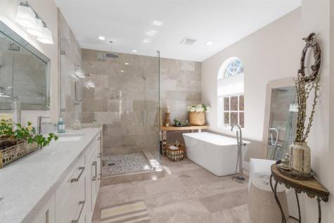 237 Garden Court Lauderdale By The Sea FL 33308