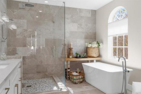 237 Garden Court Lauderdale By The Sea FL 33308