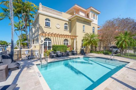 237 Garden Court Lauderdale By The Sea FL 33308
