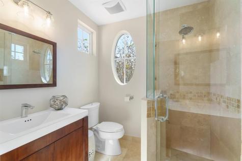 237 Garden Court Lauderdale By The Sea FL 33308
