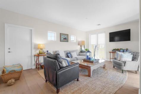 237 Garden Court Lauderdale By The Sea FL 33308