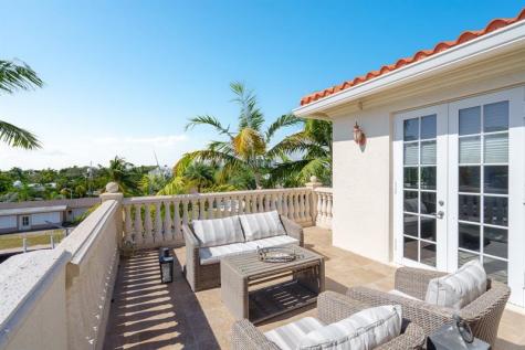 237 Garden Court Lauderdale By The Sea FL 33308