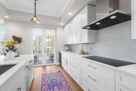 237 Garden Court Lauderdale By The Sea FL 33308