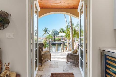 237 Garden Court Lauderdale By The Sea FL 33308