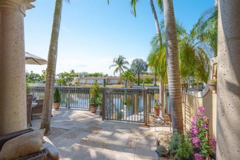 237 Garden Court Lauderdale By The Sea FL 33308