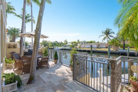 237 Garden Court Lauderdale By The Sea FL 33308