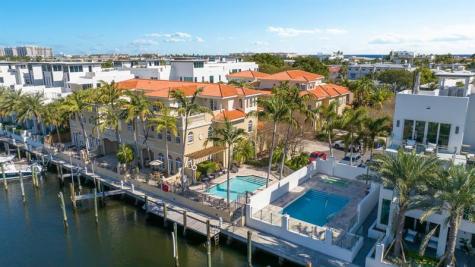 237 Garden Court Lauderdale By The Sea FL 33308