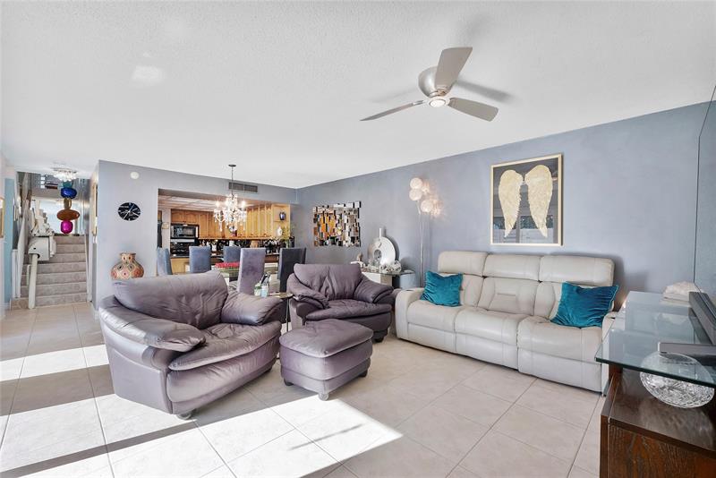 565 NW 98th Avenue Plantation FL 33324