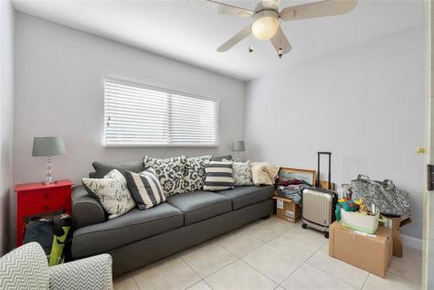 565 NW 98th Avenue Plantation FL 33324