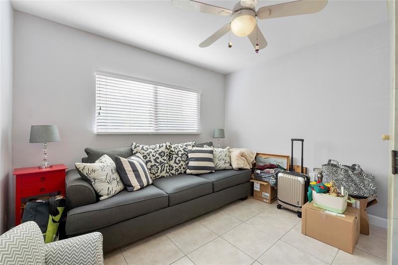 565 NW 98th Avenue Plantation FL 33324