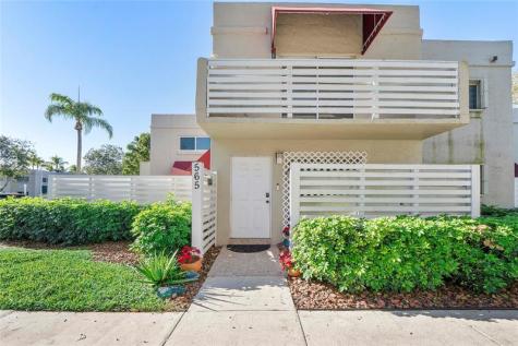 565 NW 98th Avenue Plantation FL 33324