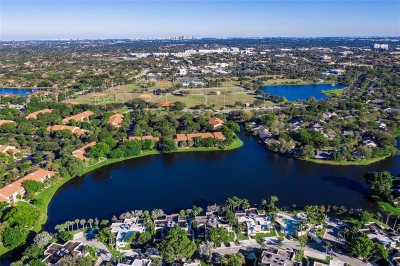 565 NW 98th Avenue Plantation FL 33324