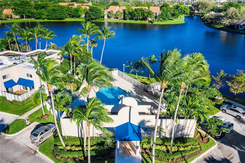 565 NW 98th Avenue Plantation FL 33324