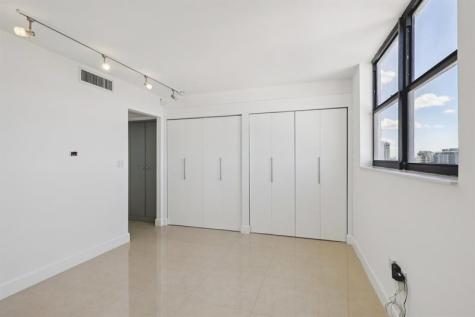 6450 Collins Avenue Miami Beach FL 33141