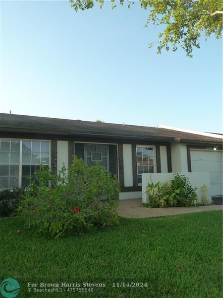 Delray Beach FL, 15988 Forsythia Circle, Unit 15988