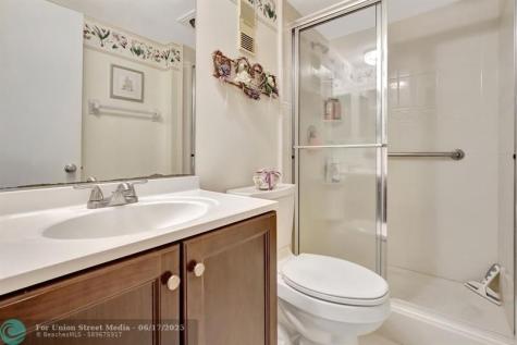 9311 Orange Grove Drive Davie FL 33324