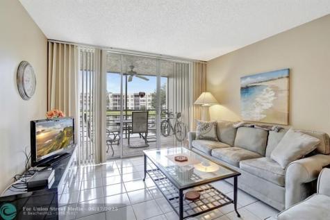 9311 Orange Grove Drive Davie FL 33324