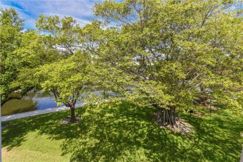 775 Jeffery Street Boca Raton FL 33487