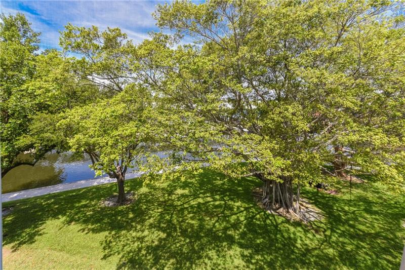 775 Jeffery Street Boca Raton FL 33487