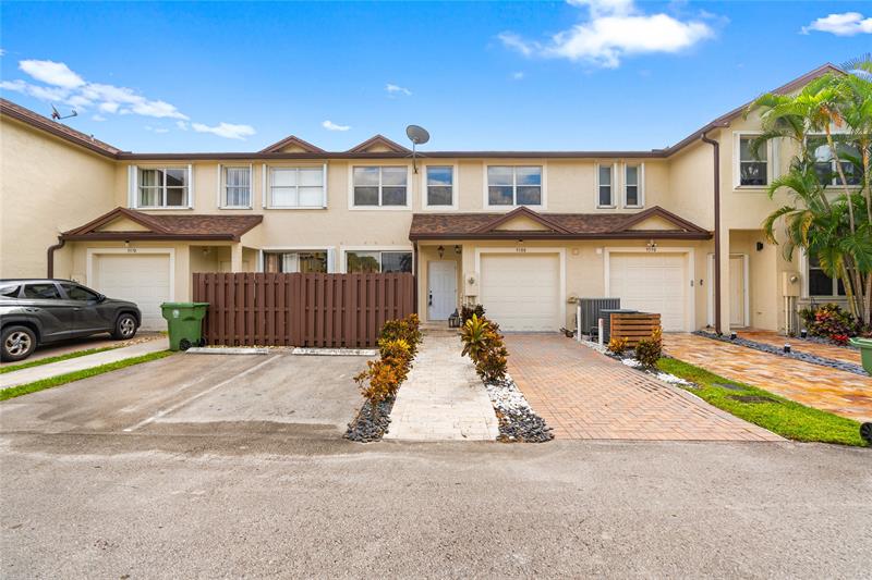 9580 SW 2nd Court Pembroke Pines FL 33025