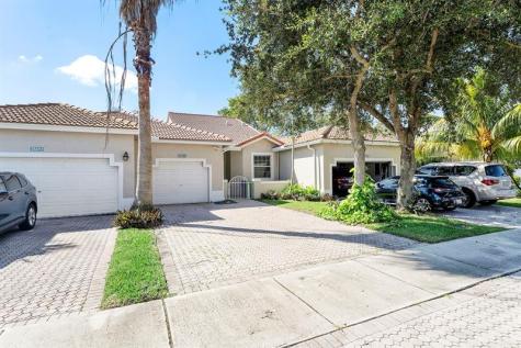 7520 S Aragon Boulevard Sunrise FL 33313