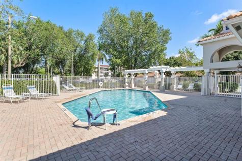 7520 S Aragon Boulevard Sunrise FL 33313
