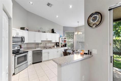 7520 S Aragon Boulevard Sunrise FL 33313