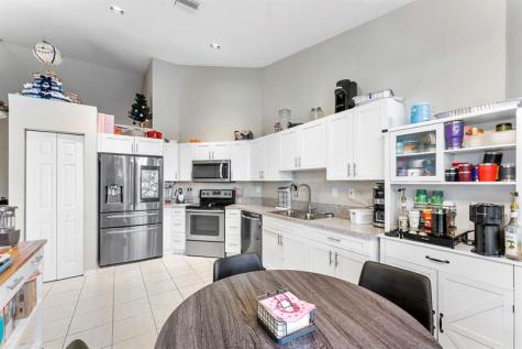7520 S Aragon Boulevard Sunrise FL 33313