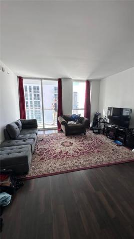 253 NE 2nd Street Miami FL 33132