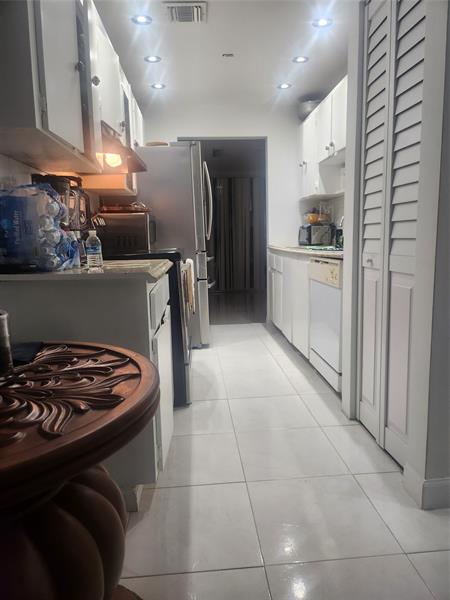 832 NW 81st Avenue Plantation FL 33324