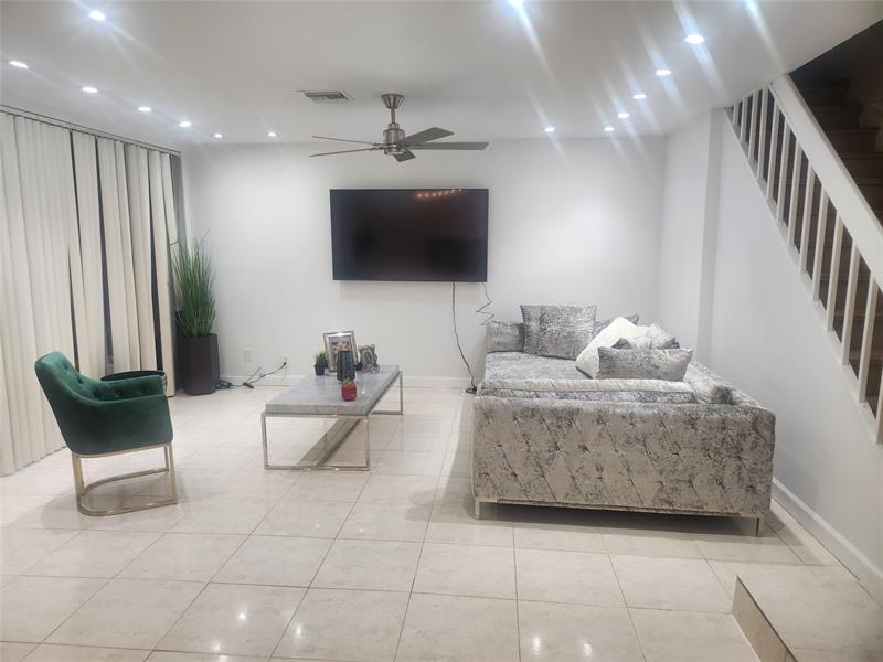 832 NW 81st Avenue Plantation FL 33324