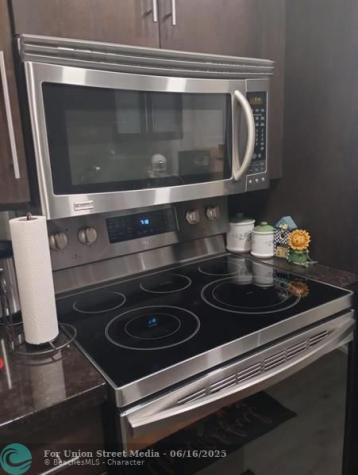 1250 E Sample Road Pompano Beach FL 33064