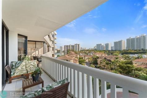 1000 E Island Boulevard Aventura FL 33160