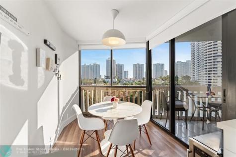 1000 E Island Boulevard Aventura FL 33160