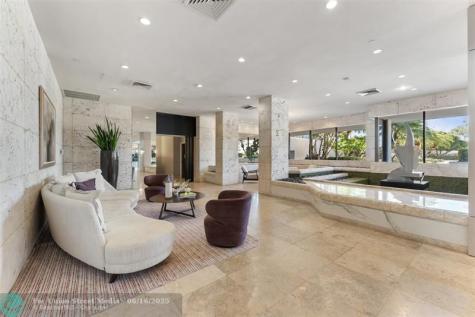 1000 E Island Boulevard Aventura FL 33160